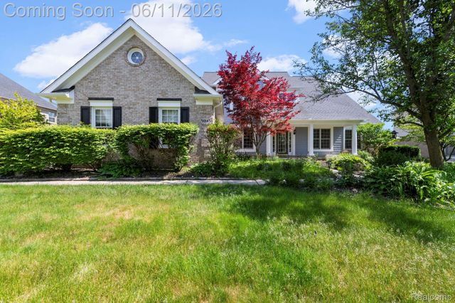 50145 Tottenham Court, Canton Charter Township, MI 48187