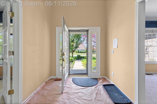 50145 Tottenham Court, Canton Charter Township, MI 48187