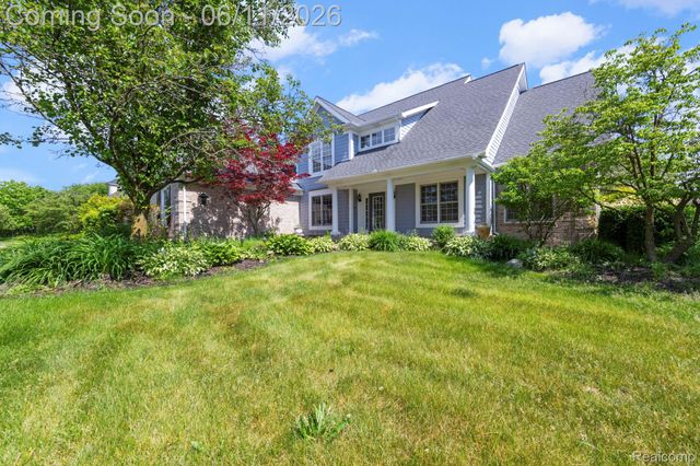 50145 Tottenham Court, Canton Charter Township, MI 48187