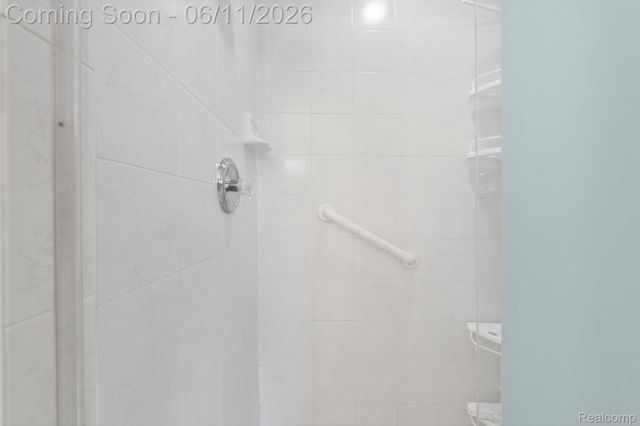 50145 Tottenham Court, Canton Charter Township, MI 48187