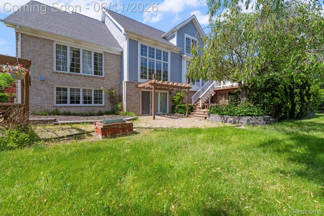 50145 Tottenham Court, Canton Charter Township, MI 48187