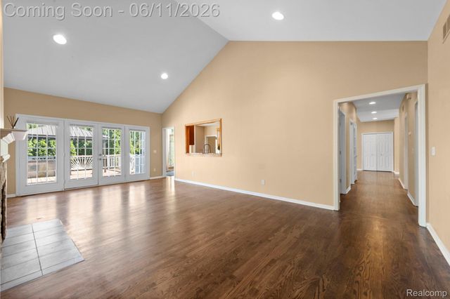50145 Tottenham Court, Canton Charter Township, MI 48187