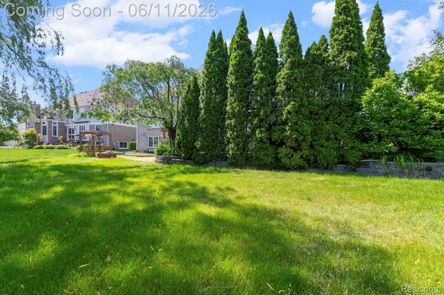 50145 Tottenham Court, Canton Charter Township, MI 48187