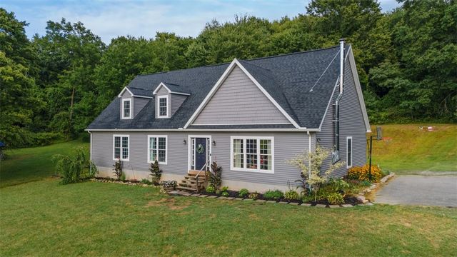 105 Jacobs Rd, Irwin Twp, PA 16038