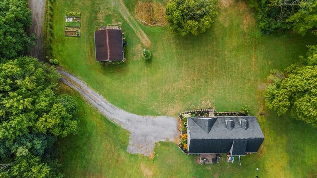 105 Jacobs Rd, Irwin Twp, PA 16038