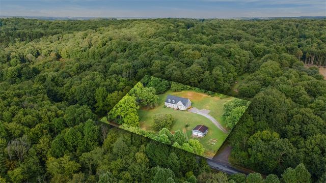 105 Jacobs Rd, Irwin Twp, PA 16038