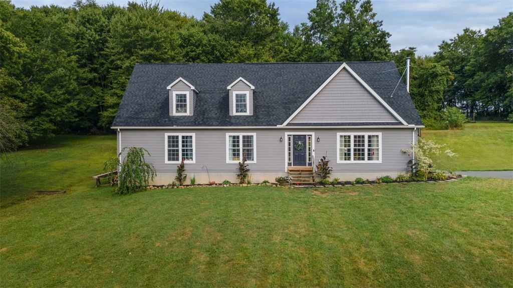 105 Jacobs Rd, Irwin Twp, PA 16038