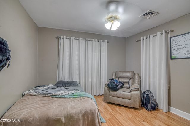 615 & 619 E 15th Street, Joplin, MO 64801