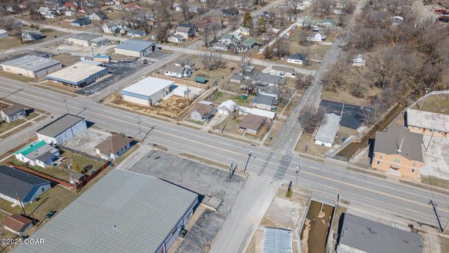 615 & 619 E 15th Street, Joplin, MO 64801