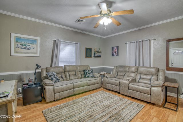 615 & 619 E 15th Street, Joplin, MO 64801