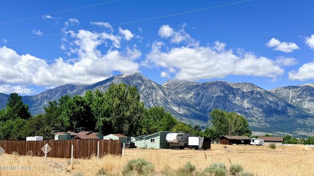 901 Sweetwater Drive, Gardnerville, NV 89460