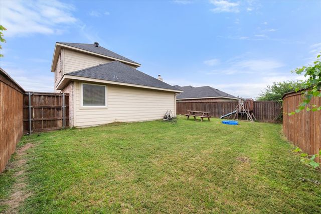 1650 Country Hills Drive, Waxahachie, TX 75165