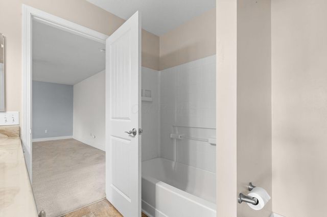 145 Glen Mawr Circle, Delaware, OH 43015