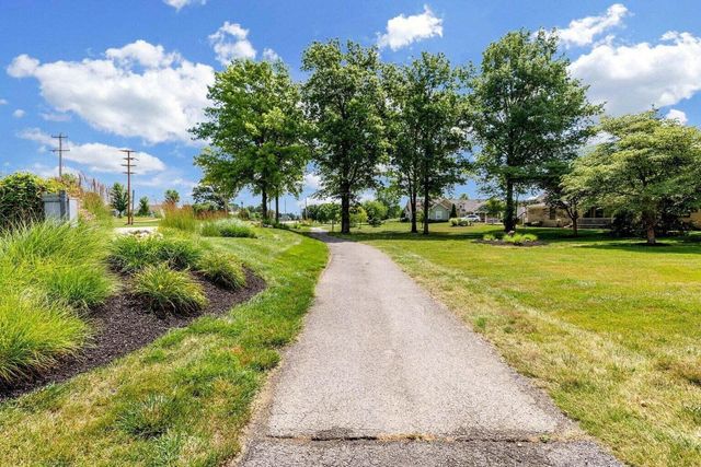 145 Glen Mawr Circle, Delaware, OH 43015