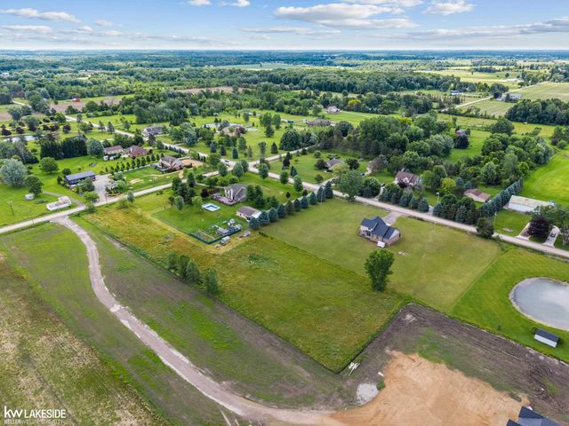 67099 Hartway Road, Ray Twp, MI 48096