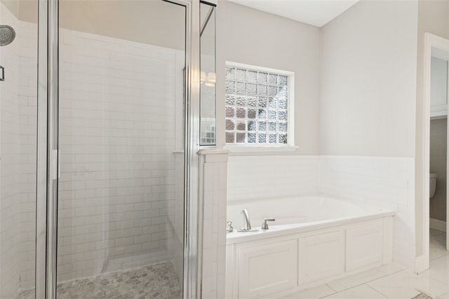 136 S College Street S, Keller, TX 76248