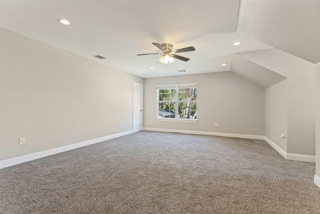 136 S College Street S, Keller, TX 76248