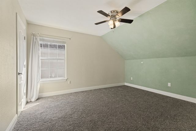 136 S College Street S, Keller, TX 76248