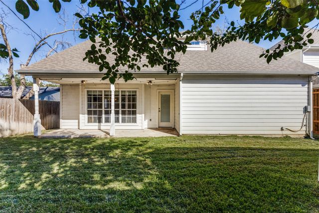 136 S College Street S, Keller, TX 76248