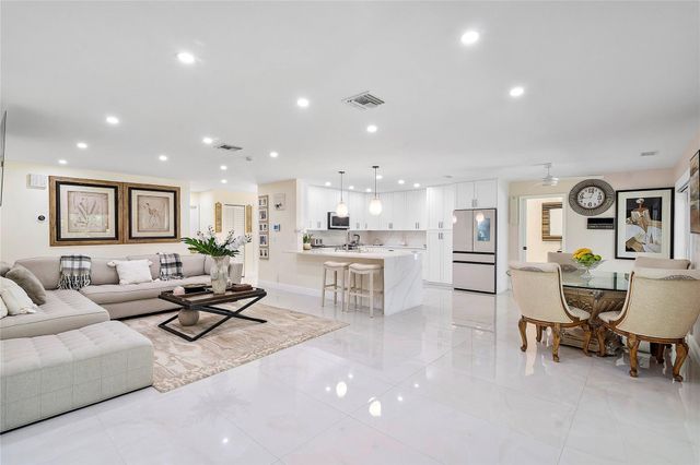10209 Vestal Court, Coral Springs, FL 33071