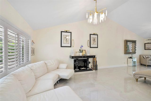 10209 Vestal Court, Coral Springs, FL 33071