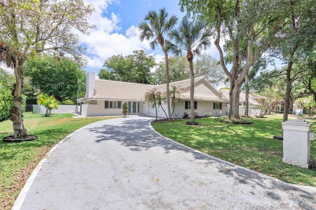 10209 Vestal Court, Coral Springs, FL 33071