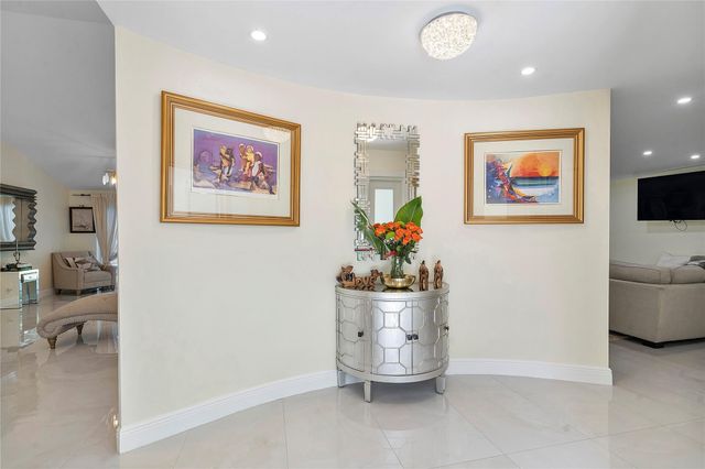 10209 Vestal Court, Coral Springs, FL 33071