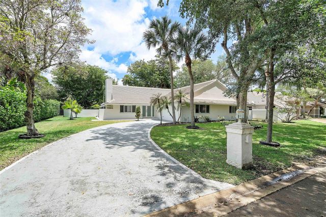 10209 Vestal Court, Coral Springs, FL 33071
