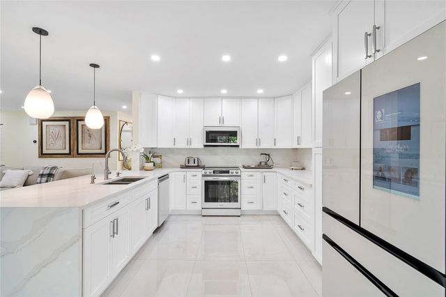 10209 Vestal Court, Coral Springs, FL 33071