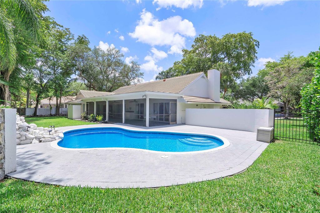 10209 Vestal Court, Coral Springs, FL 33071