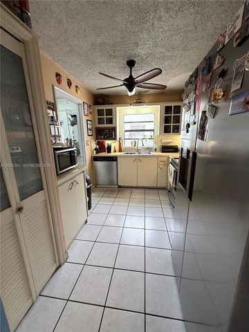 1020 SW 81st Ter, North Lauderdale, FL 33068