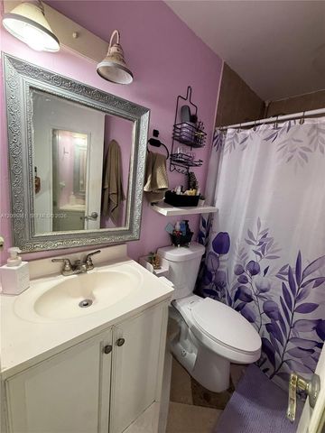 1020 SW 81st Ter, North Lauderdale, FL 33068