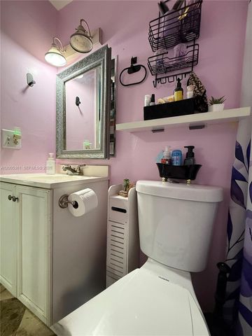 1020 SW 81st Ter, North Lauderdale, FL 33068