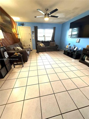 1020 SW 81st Ter, North Lauderdale, FL 33068