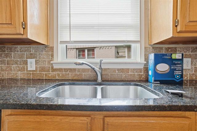 49 SW 49th, Lawton, OK 73505