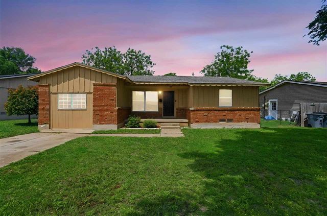 49 SW 49th, Lawton, OK 73505