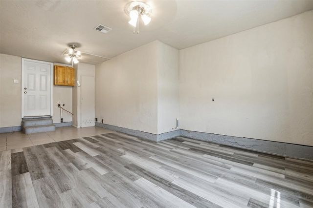 49 SW 49th, Lawton, OK 73505