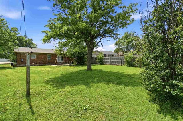 49 SW 49th, Lawton, OK 73505