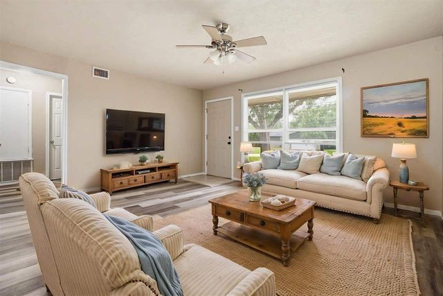49 SW 49th, Lawton, OK 73505