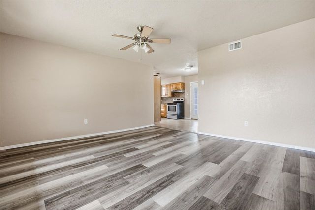 49 SW 49th, Lawton, OK 73505