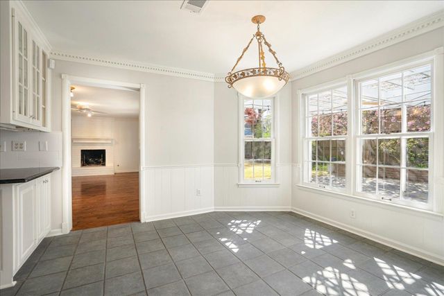 2899 CROSS COUNTRY DR, Germantown, TN 38138