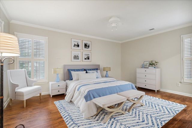 2899 CROSS COUNTRY DR, Germantown, TN 38138