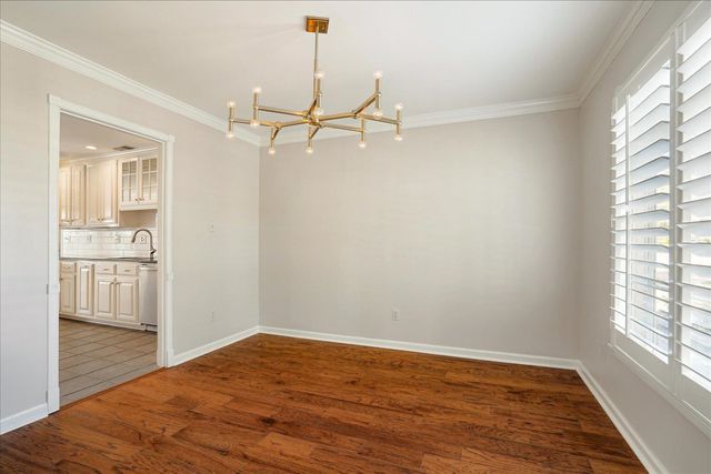 2899 CROSS COUNTRY DR, Germantown, TN 38138