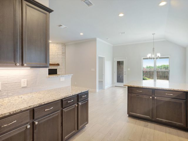 1105 Del Mar Drive, Sherman, TX 75092
