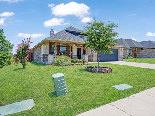 1105 Del Mar Drive, Sherman, TX 75092