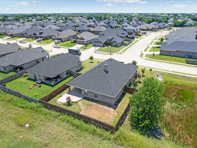 1105 Del Mar Drive, Sherman, TX 75092