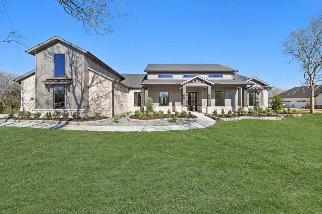 10734 Winding Branch, Chappell Hill, TX 77426