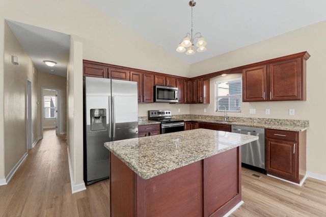 1218 S Longford St, Wichita, KS 67207