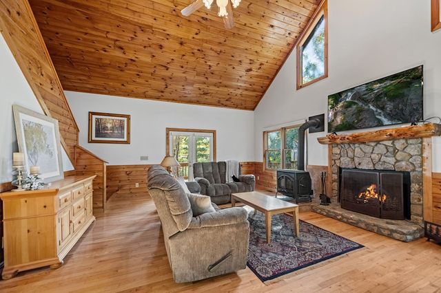 1655 Mangums Trail, Blue Ridge, GA 30513