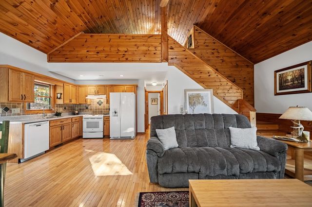 1655 Mangums Trail, Blue Ridge, GA 30513